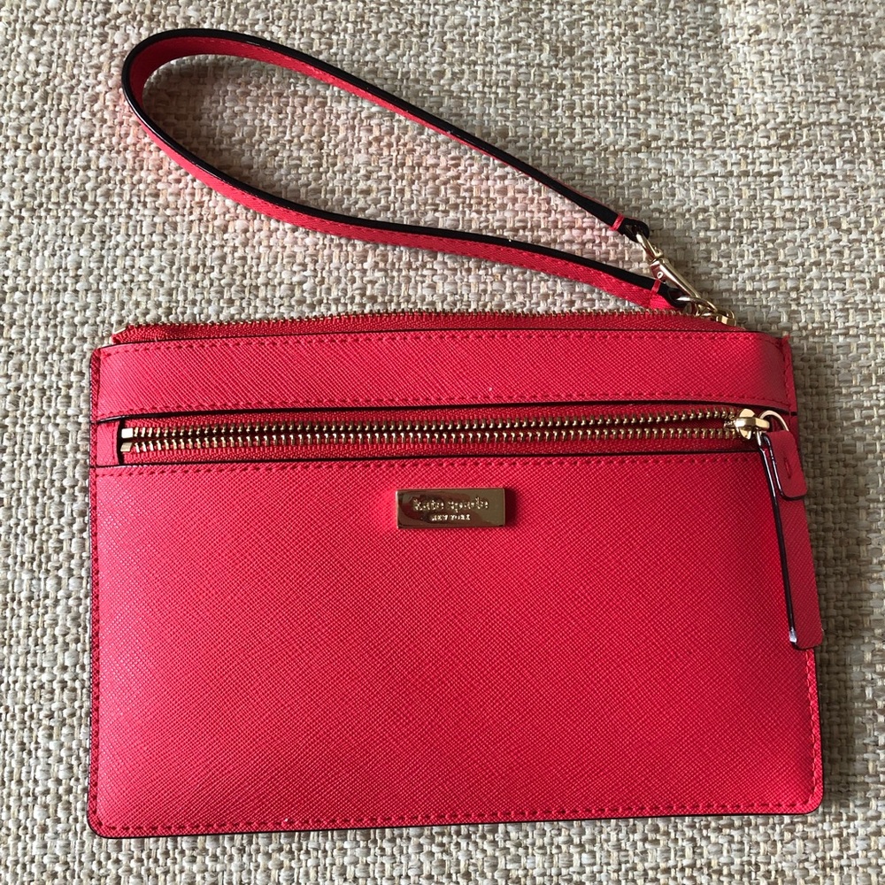 BNWT Pink Leather Kate Spade Wristlet Clutch